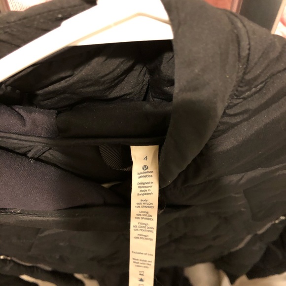 Lululemon puffer RARE - Picture 3 of 3